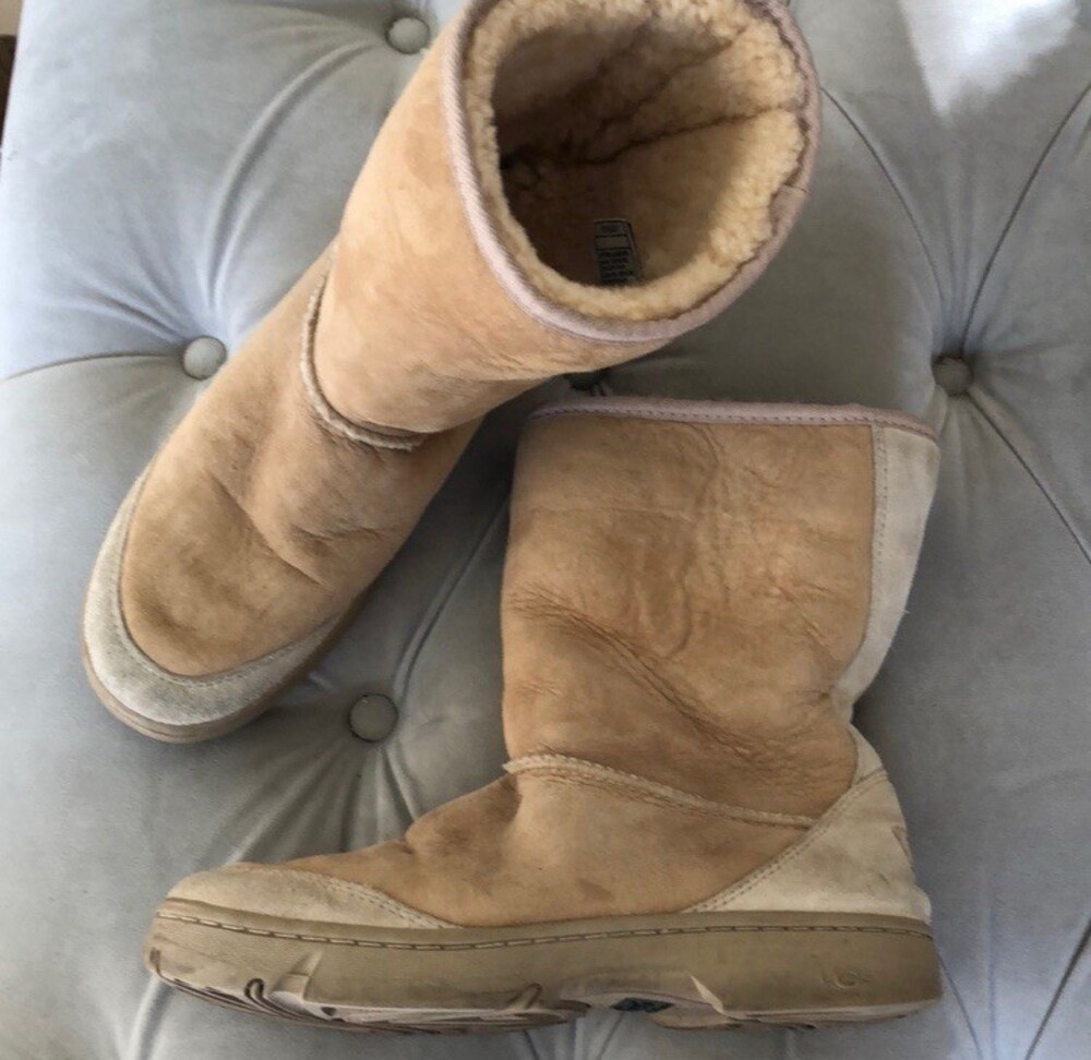 UGG Australia Ultimate Short 5275 Beige Suede Shearling Lined Boots US 9